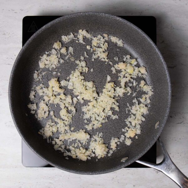 Čili sriubos instrukcijos: 1 žingsnis.