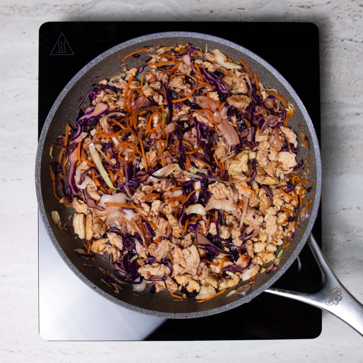 Faršo su Coleslaw salotomis paruošimas: 3 žingsnis.