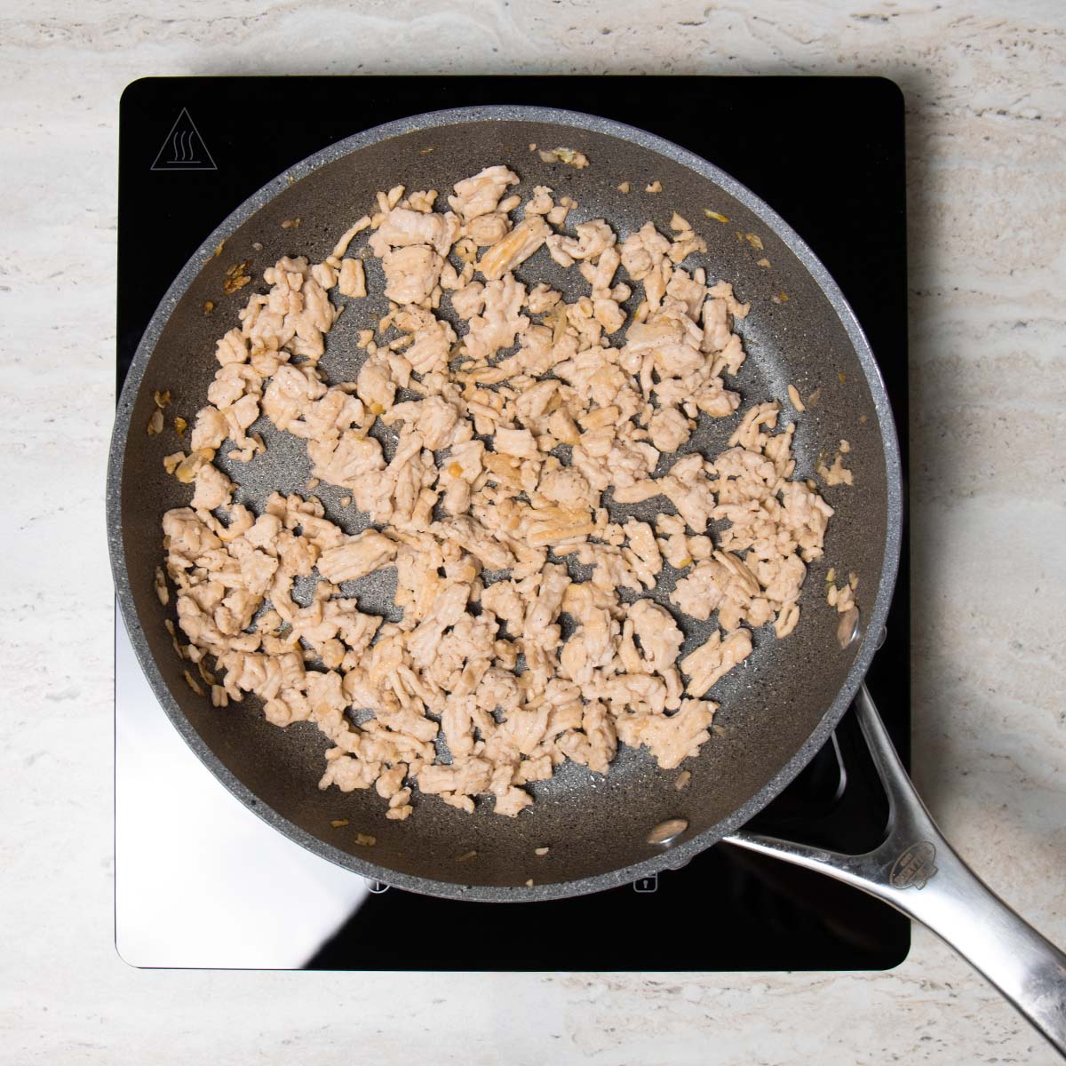 Makaronų su faršu instrukcijos: 2 žingsnis.