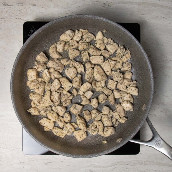 Makaronų su vištiena instrukcijos: 2 žingsnis.