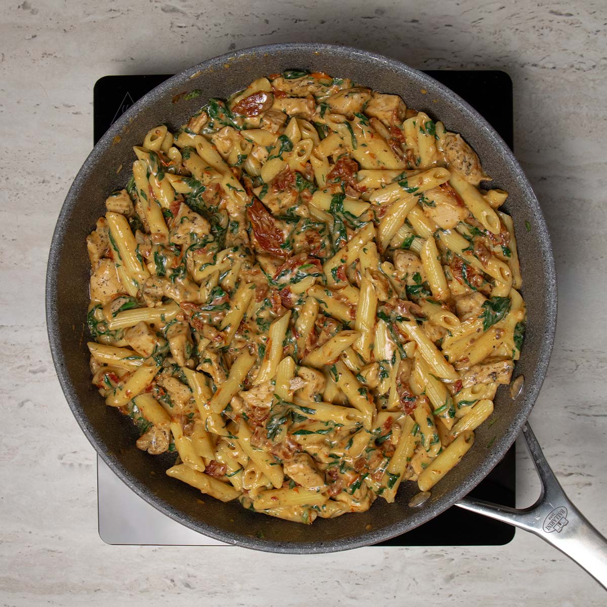 Makaronų su vištiena instrukcijos: 7 žingsnis.