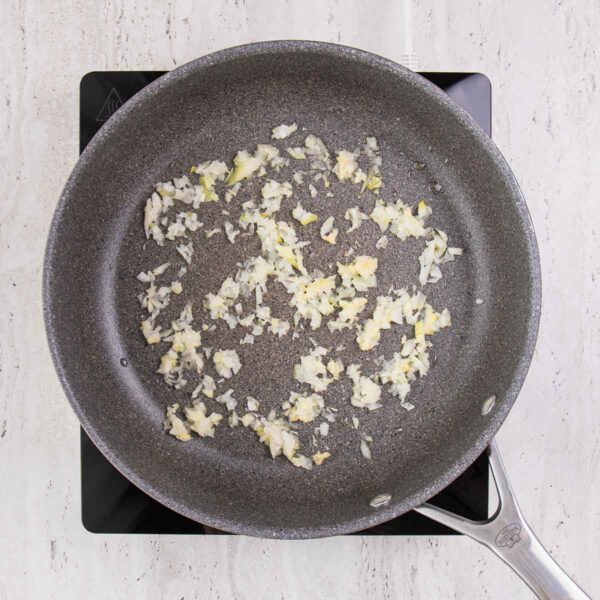 Makaronų apkepo instrukcijos: 1 žingsnis.