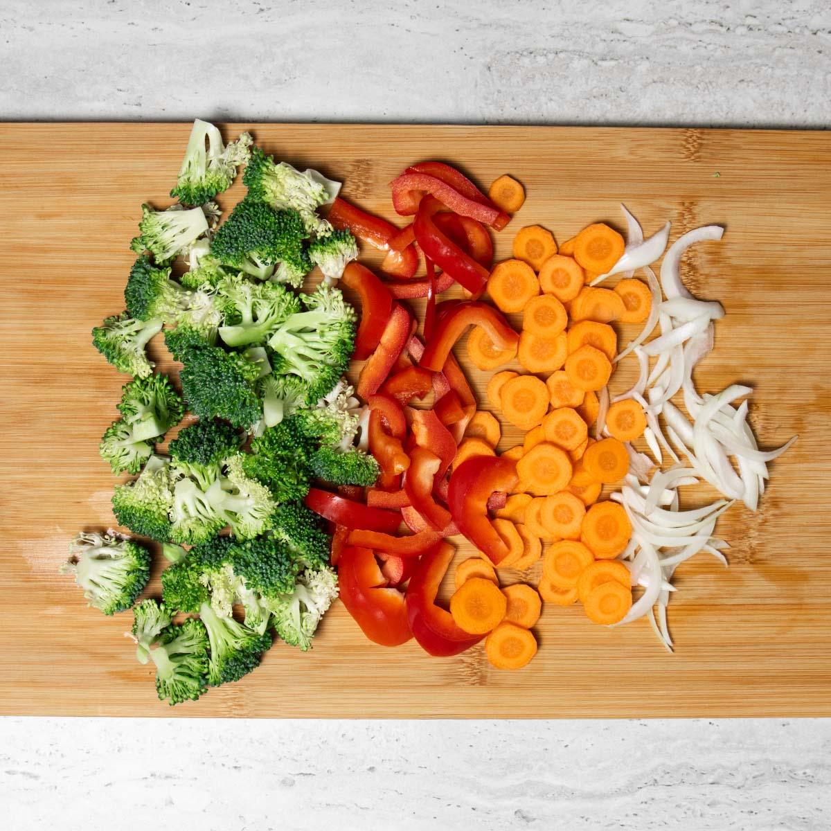 Vištienos su daržovėmis instrukcijos: 4 žingsnis.