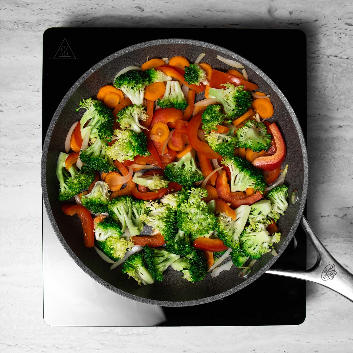 Vištienos su daržovėmis instrukcijos: 5 žingsnis.