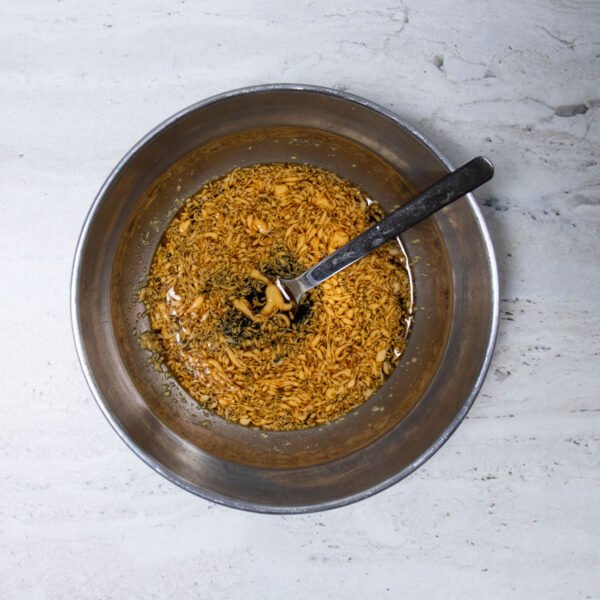 Wok makaronų instrukcijos: 1 žingsnis.